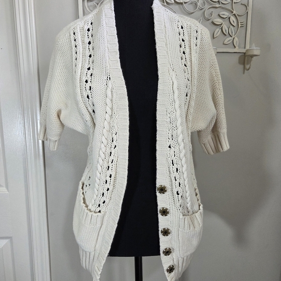 Guess Cream Knit Cardigan with Metal Snaps Size Small - Picture 1 of 7